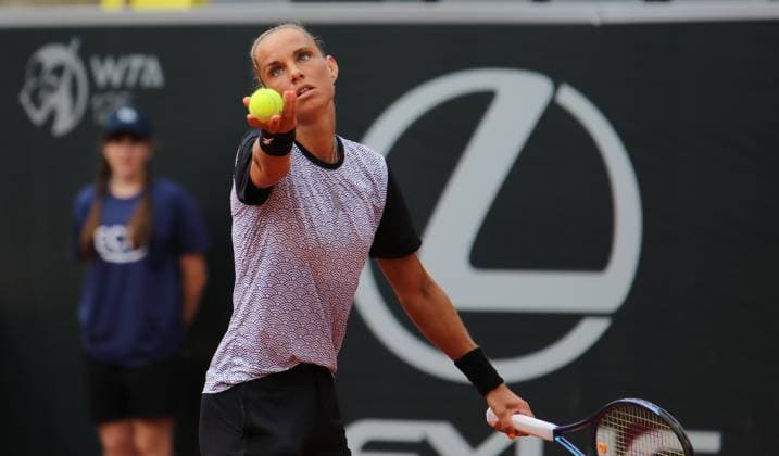 WTA, Tennis Damen Turnier 125, ECE Ladies Hamburg Open, 1. Runde: Arantxa Rus (Niederlande).