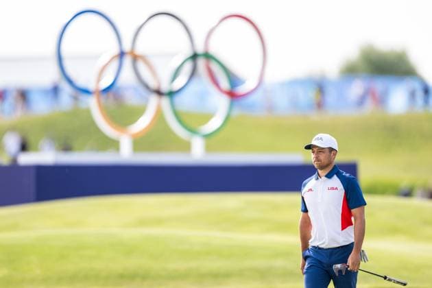 240804 Xander Schauffele of USA during the final round of the men s individual stroke play golf during day 9 of the Paris 2024 Olympic Games, Olympische Spiele, Olympia, OS on August 4, 2024 in Paris. Photo: Petter Arvidson BILDBYRAN kod PA PA0861 golf olympic games olympics os ol olympiska spel olympiske leker paris 2024 paris-os paris-ol bbeng usa Copyright: PETTERxARVIDSON BB240804PA159