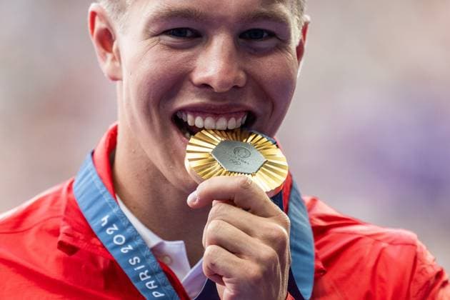 240804 Markus Rooth of Norway celebrates with his gold medal at the medal ceremony for men™s athletics decathlon during day 9 of the Paris 2024 Olympic Games, Olympische Spiele, Olympia, OS on August 4, 2024 in Paris. Photo: Vegard Grott BILDBYRAN kod VG JM0594 bbeng friidrott athletics friidrett olympic games olympics os ol olympiska spel olympiske leker paris 2024 paris-os paris-ol os-guld guld jubel os-guld 2404 norge norway Copyright: VEGARDxGRoTT BB240804VG059
