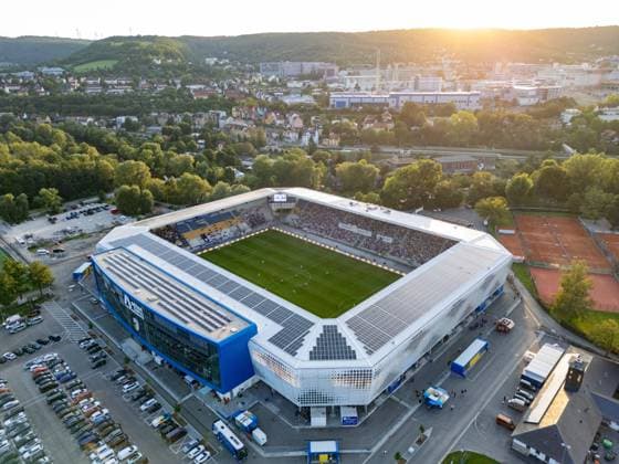 Stadioneröffnung in Jena - Die neue Fußball-Arena im Jenaer Ernst-Abbe-Sportfeld ist mit einem Spiel des FC Carl Zeiss gegen Sampdoria Genua am 30.07.24 feierlich eröffnet worden - Jena Thüringen Deutschland