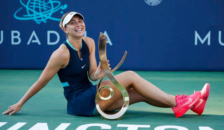 August 4, 2024: Paula Badosa (ESP) poses with the championship trophy after the final of the 2024 Mubadala Citi DC Open tennis tournament being played at Rock Creek Park Tennis Center in Washington, D.C. CSM District Of Columbia United States of America - ZUMAc04_ 20240804_zma_c04_266 Copyright: xJustinxCooperx
