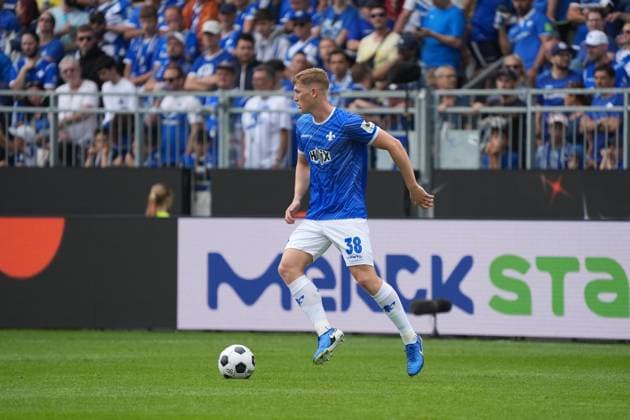 Clemens Riedel (SV Darmstadt 98, 38) - 04.08.2024 2. Bundesliga, Saison 24 25: SV Darmstadt 98 vs Fortuna Düsseldorf, Stadion am Boellenfalltor, emonline, emspor,