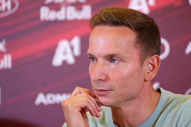SOCCER - UEFA CL, RBS vs Enschede SALZBURG,AUSTRIA,05.AUG.24 - SOCCER - UEFA Champions League, qualification, Red Bull Salzburg vs FC Twente Enschede, preview, press conference, PK, Pressekonferenz RBS. Image shows head coach Pepijn Lijnders (RBS).  GEPAxpictures xDavidxGeieregger