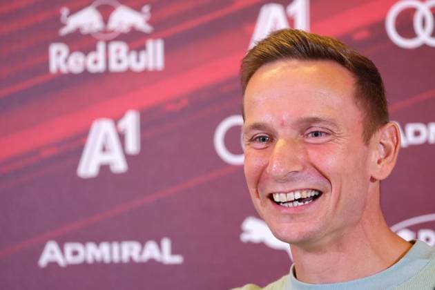 SOCCER - UEFA CL, RBS vs Enschede SALZBURG,AUSTRIA,05.AUG.24 - SOCCER - UEFA Champions League, qualification, Red Bull Salzburg vs FC Twente Enschede, preview, press conference, PK, Pressekonferenz RBS. Image shows head coach Pepijn Lijnders (RBS).  GEPAxpictures xDavidxGeieregger
