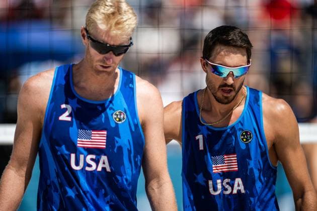 240805 Chase Budinger and Miles Evans of USA in men s round of 16 Beach volleyball, Beachvolleyball match between Norway and USA during day 10 of the Paris 2024 Olympic Games, Olympische Spiele, Olympia, OS on August 5, 2024 in Paris. Photo: Jon Olav Nesvold BILDBYRAN COP 217 JE0097 beachvolleyboll beach volleyball sandvolleyball paris 2024 olympics day 10 bbeng Copyright: JONxOLAVxNESVOLD BB240805JE077