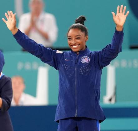 Simone Biles wins silver in the Artistic Gymnastic Women s Floor Exercise Final Paris 2024 Olympic Games, Olympische Spiele, Olympia, OS Day Ten, Paris, France - 05 Aug 2024  Copyright: xDavexShopland Shutterstockx 14621028bo