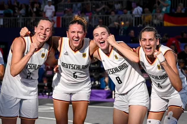 Svenja Brunckhorst (Germany), Marie Reichert (Germany), Elisa Mevius (Germany) und Sonja Greinacher (Germany) Celebrate the victory during the Women s 3x3 Basketball semi-final match between Germany and Canada on Day 10 of the Olympic Games, Olympische Spiele, Olympia, OS Paris 2024 at La Concorde on August 5, 2024 in Paris, France.