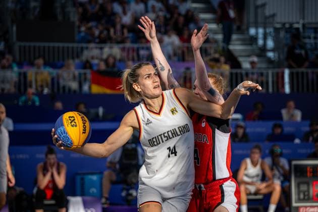 Olympische Spiele Paris 2024 Basketball 3x3 Paris 05.08.2024 Halbfinale Frauen Damen Deutschland (GER) - Kanada (CAN) Deutschland gewinnt das Halbfinale mit 16:15 und steht im Finale