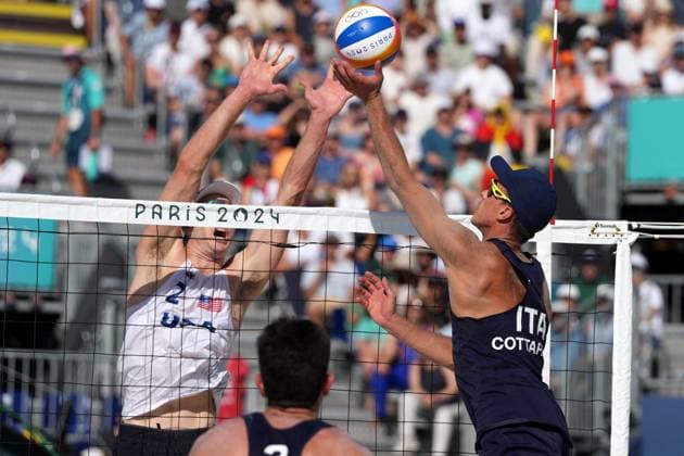 Samuele Cottafava and Paolo Nicolai during a men™s beach volley match between Italy and USA at 2024 Olympics, Monday, August 5, 2024, in Paris, France.  Copyright: xGianxMattiaxD Alberto LaPressex