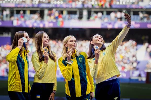 Olympische Spiele (Leichtathletik); Paris, 05.08.2024 left to right: Nicola Olyslagers of Australia, Yaroslava MAHUCHIKH of Ukraine, Eleanor PATTERSON of Australia, and Iryna GERASHCHENKO of Ukraine during the medal ceremony for the womens high jump at the Olympic Games, Olympische Spiele, Olympia, OS Paris 05.08.2024. Copyright: xBEAUTIFULxSPORTS OlafxRellischx
