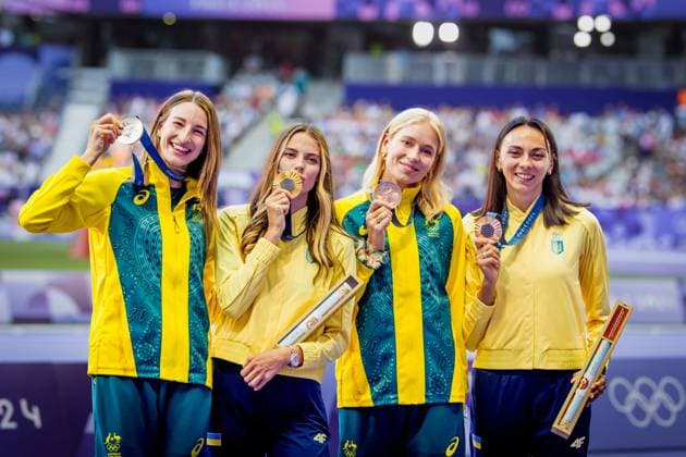 Olympische Spiele (Leichtathletik); Paris, 05.08.2024 left to right: Nicola Olyslagers of Australia, Yaroslava MAHUCHIKH of Ukraine, Eleanor PATTERSON of Australia, and Iryna GERASHCHENKO of Ukraine during the medal ceremony for the womens high jump at the Olympic Games, Olympische Spiele, Olympia, OS Paris 05.08.2024. Copyright: xBEAUTIFULxSPORTS OlafxRellischx