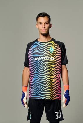 offizieller Portraittermin SV Werder Bremen 2024 2025 Mio Backhaus (Werder Bremen 30); 1.BL Porträttermin 2024 2025,