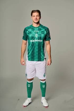 offizieller Portraittermin SV Werder Bremen 2024 2025 Niklas Stark (Werder Bremen 04); 1.BL Porträttermin 2024 2025,