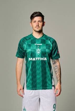 offizieller Portraittermin SV Werder Bremen 2024 2025 Dawid Kownacki (WerderË½BremenË½ 09); 1.BL Porträttermin 2024 2025,