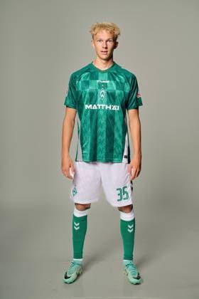 offizieller Portraittermin SV Werder Bremen 2024 2025 Leon Opitz (Werder Bremen 35); 1.BL Porträttermin 2024 2025,