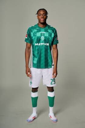 offizieller Portraittermin SV Werder Bremen 2024 2025 Dikeni Salifou (Werder Bremen 29); 1.BL Porträttermin 2024 2025,