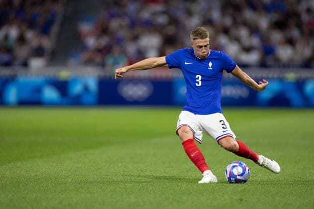 Lyon, France, August 5th 2024: Adrien Truffert (3 France) shoots the ball during the Olympic Games, Olympische Spiele, Olympia, OS Paris 2024 Men semi-final football match between France and Egypt at Stade de Lyon in Lyon, France. (Ane Frosaker SPP) Copyright: xAnexFrosakerx xSPPx spp-en-AnFrSp-_F_24088