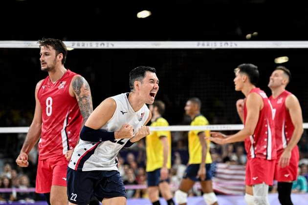 Erik Shoji of USA during the Men s Volleyball Quarter Final between USA and Brazil at the Paris Olympics 2024 at the South Paris Arena in Paris, France. (Richard Callis SPP) Copyright: xRichardxCallis SPPx spp-en-RiCa-RM4_richiecallis_05082024v-1356