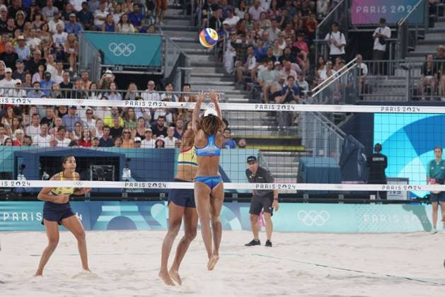 RECORD DATE NOT STATED PARIS, FR - AUGUST 5: View of Japan vs Brazil Women s Beach volleyball, Beachvolleyball in Paris, France during the 2024 Summer Olympics on August 5, 2024. Copyright: xmpi34x