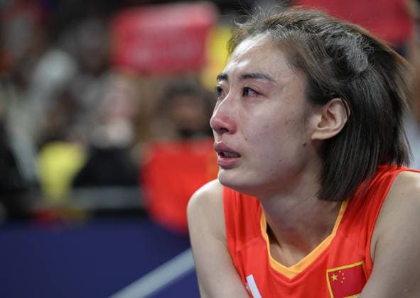 (240806) -- PARIS, Aug. 6, 2024 -- Wang Yuanyuan of China reacts after the women s quarterfinal match of volleyball between China and Turkey at the Paris 2024 Olympic Games, Olympische Spiele, Olympia, OS in Paris, France, Aug. 6, 2024. ) (PARIS2024) FRANCE-PARIS-OLY-VOLLEYBALL LiuxDawei 