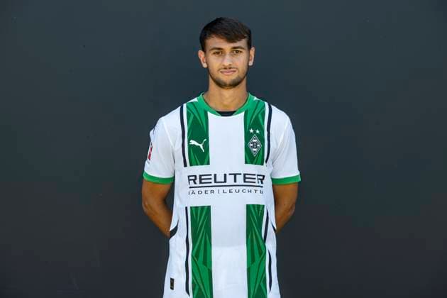 Fußball, Borussia Mönchengladbach Porträttermin 2024 2025 Fabio Chiarodia