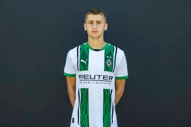 Fußball, Borussia Mönchengladbach Porträttermin 2024 2025 Oscar Fraulo