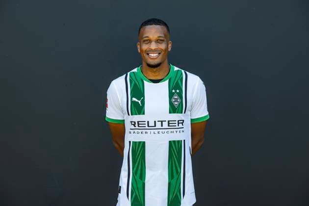 Fußball, Borussia Mönchengladbach Porträttermin 2024 2025 Alassane Plea
