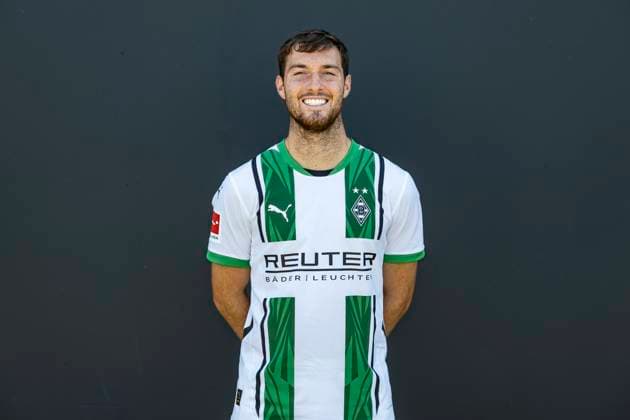 Fußball, Borussia Mönchengladbach Porträttermin 2024 2025 Joe Scally