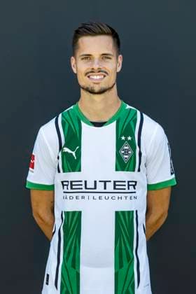 Fußball, Borussia Mönchengladbach Porträttermin 2024 2025 Julian Weigl