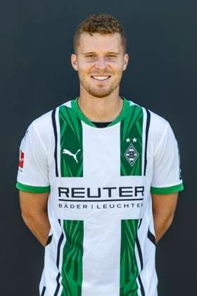 Fußball, Borussia Mönchengladbach Porträttermin 2024 2025 Nico Elvedi