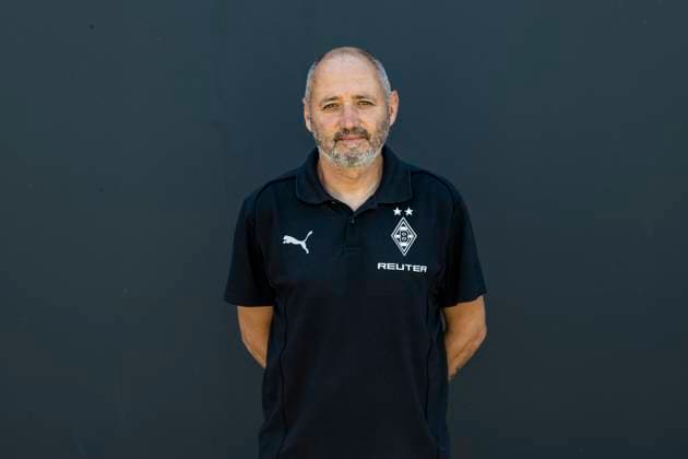 Fußball, Borussia Mönchengladbach Porträttermin 2024 2025 Oliver Neuville
