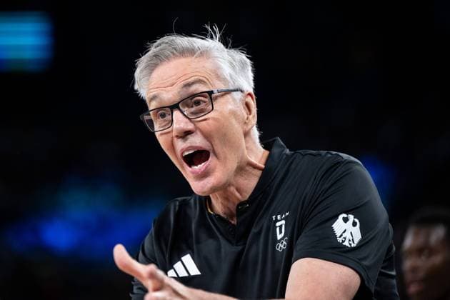 Gordon Herbert (Bundestrainer Deutschland) gestikuliert, FRA, Olympische Spiele Paris 2024, Basketball Herren, Deutschland (GER) vs Griechenland (GRE), Viertelfinale, 06.08.2024 FRA, Olympische Spiele Paris 2024, Basketball Herren, Deutschland (GER) vs Griechenland (GRE), Viertelfinale, 06.08.2024 Paris Copyright: xEibner-Pressefoto Memmlerx EP_MMR