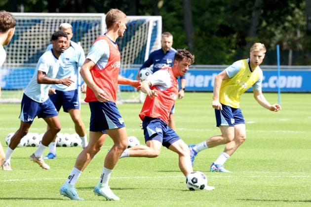 DEU, DFL, 2. FBL Hertha BSC, Training, 06.08.2024, Sportforum, Berlin, DEU, DFL, 2. FBL Hertha BSC, Training, im Bild Diego Demme (Hertha BSC Berlin 6) DFL - regulations prohibit any use of Photographs as image sequences and or quasi-video Foto: Juergen Engler nordphoto GmbH