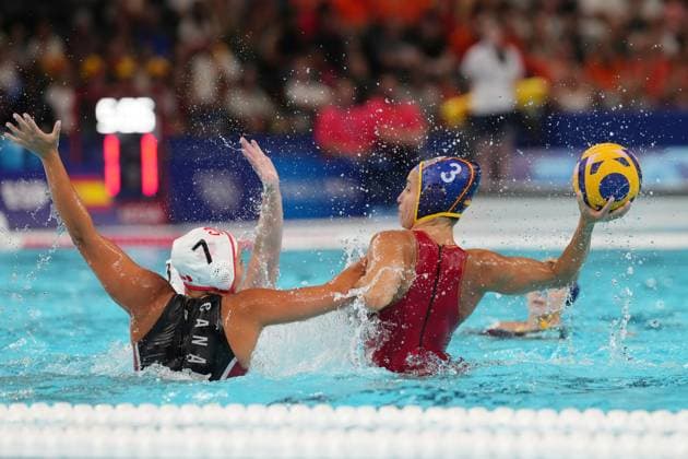 ESPAR LLAQUET Anni from Spain during women& x2019;s waterpolo quarter final Spain-Canada at 2024 Olympics, Tuesday, August 6, 2024, in Paris, France.  Copyright: xGianxMattiaxD Alberto LaPressex