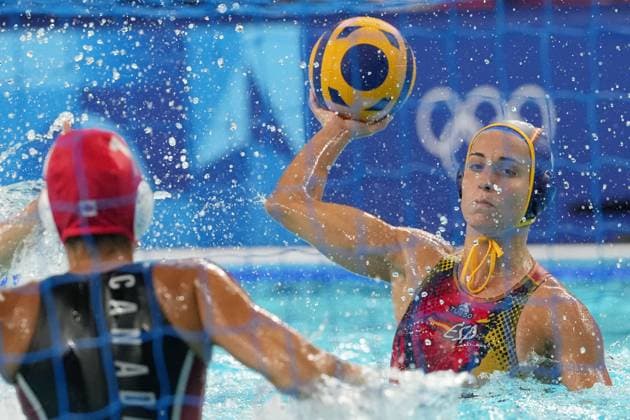 ESPAR LLAQUET Anni from Spain during women& x2019;s waterpolo quarter final Spain-Canada at 2024 Olympics, Tuesday, August 6, 2024, in Paris, France.  Copyright: xGianxMattiaxD Alberto LaPressex