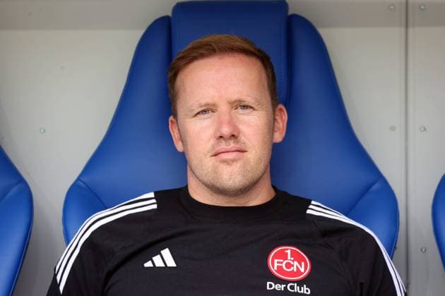 03.08.24 Karlsruher SC - 1. FC Nürnberg Deutschland, Karlsruhe, 03.08.2024, Fussball, 2. Bundesliga, Karlsruher SC - 1. FC Nürnberg: Olaf Rebbe (Sportdirektor 1. FC Nürnberg). *** 03 08 24 Karlsruher SC 1 FC Nürnberg Germany, Karlsruhe, 03 08 2024, Soccer, 2 Bundesliga, Karlsruher SC 1 FC Nürnberg Olaf Rebbe Sports Director 1 FC Nürnberg