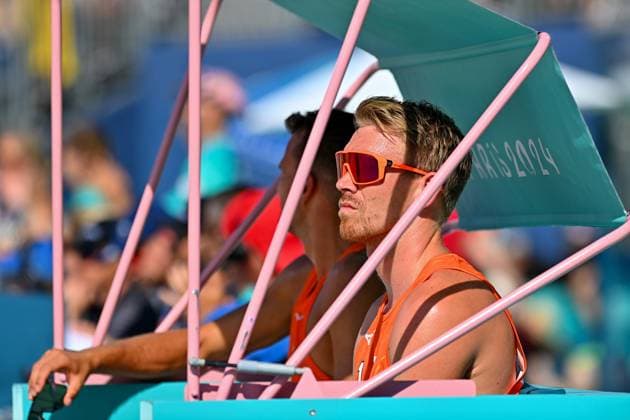 Olympische Spiele Beach volleyball, Beachvolleyball ; Paris 06.08.2024 Viertelfinale, Herren, GER_NED, Stefan Boermans 1, 2 Yorick de Groot, links, Copyright: xBEAUTIFULxSPORTS TomxBlochx