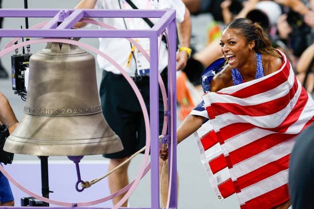 Bilder des Jahres 2024, Sport 08 August Sport Themen der Woche KW32 Sport Bilder des Tages Sport Bilder des Tages August 6, 2024, Paris, Paris, FRANCE: Gabrielle Thomas of United States celebrate victory during Women s 200m Final of the Athletics on Stade de France during the Paris 2024 Olympics Games on August 6, 2024 in Paris, France. Paris FRANCE - ZUMAa181 20240806_zaa_a181_641 Copyright: xAntonioxMartinezx