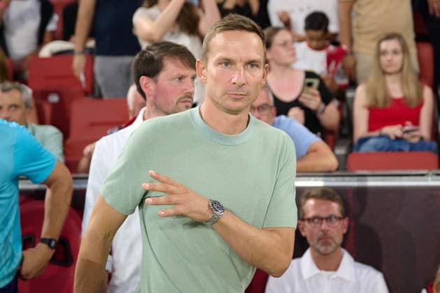 Salzburg, Österreich 06. August 2024: Champions League - Qualifikation - 2024 2025 - RB Salzburg vs. FC Twente Enschede Im Bild: Coach Pepijn Lijnders (RB) Red Bull Arena Copyright: xFotostandx xWassmuthx