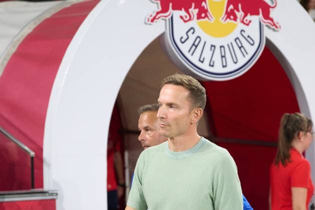 Salzburg, Österreich 06. August 2024: Champions League - Qualifikation - 2024 2025 - RB Salzburg vs. FC Twente Enschede Im Bild: Coach Pepijn Lijnders (RB) Red Bull Arena Copyright: xFotostandx xWassmuthx