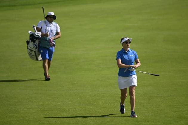 PARIS, FRANKRIKE 20240807 Finlands Ursula Wikström under damernas golftävling pa Le Golf National under sommar-OS i Paris.