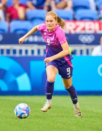 Sjoeke Nüsken, DFB Frauen 9 at the women Olympic semifinal match GERMANY - USA 0-1 n.V. at Stade de Lyon in Lyon at Aug 6, 2024 in Lyon, France. Season 2024 2025