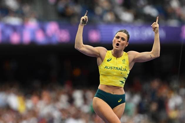 Bilder des Jahres 2024, Sport 08 August Sport Themen der Woche KW32 Sport Bilder des Tages OLY24 ATHLETICS, Australian pole vaulter Nina Kennedy during the Women s Pole Vault Final at the Stade de France in Saint-Denis, as part of the 2024 Paris Summer Olympic Games, Olympische Spiele, Olympia, OS in, France, Wednesday, August 7, 2024. ( NO ARCHIVING, EDITORIAL USE ONLY, NO USE IN BOOKS WITHOUT CONSENT SAINT-DENIS FRANCE  Copyright: xDEANxLEWINSx 20240808184808051300