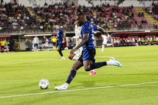 FC Internazionale v Al Ittihad - Pre-season Friendly Marcus Thuram is in action during the friendly match between FC Internazionale and Al Ittihad in Monza, Italy, on August 07, 2024, at U-Power Stadium Monza Milano Italy  Copyright: xMairoxCinquettix originalFilename:cinquetti-fcintern240807_np3EK.jpg