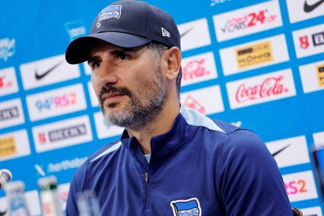 Cheftrainer Cristian Fiél, Hertha BSC, Deutschland, Berlin, Sportpark, Fussball, Herren, Saison 2024 2025, 2. Bundesliga, Hertha BSC, Pressekonferenz mit Cheftrainer Cristian Fiél und Stürmer Haris Tabakovic vor dem Auswärtsspiel von Hertha BSC beim Hamburger SV