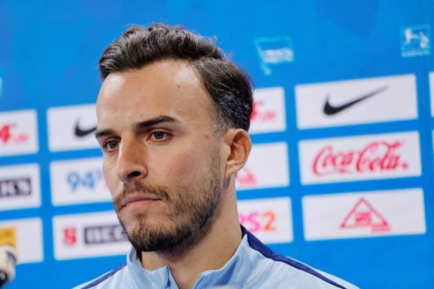 Stürmer Haris Tabakovic, Hertha BSC, Deutschland, Berlin, Sportpark, Fussball, Herren, Saison 2024 2025, 2. Bundesliga, Hertha BSC, Pressekonferenz mit Cheftrainer Cristian Fiél und Stürmer Haris Tabakovic vor dem Auswärtsspiel von Hertha BSC beim Hamburger SV