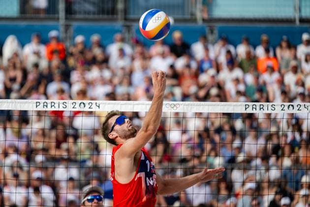 240808 Anders Mol of Norway in a men s Beach volleyball, Beachvolleyball semifinal match between Germany and Norway during day 13 of the Paris 2024 Olympics on August 8, 2024 in Paris. Photo: Jon Olav Nesvold BILDBYRAN COP 217 JE0103 beachvolleyboll beach volleyball sandvolleyball paris 2024 olympics day 13 germany - norway bbeng Copyright: JONxOLAVxNESVOLD BB240808JE067