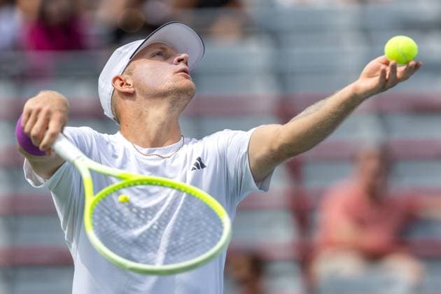 August 8, 2024, Montreal, Quebec, Canada: ALEJANDRO DAVIDOVICH FOKINA from Spain serving in first set against Daniil Medvedev in second round of Canadian Open at IGA Stadium in Montreal, Quebec, Canada Montreal Canada - ZUMAl189 20240808_zsp_l189_014 Copyright: xYannickxLegarex
