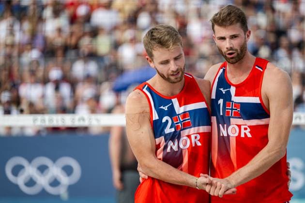 240808 Anders Mol and Christian Sorum of Norway in a men s Beach volleyball, Beachvolleyball semifinal match between Germany and Norway during day 13 of the Paris 2024 Olympics on August 8, 2024 in Paris. Photo: Jon Olav Nesvold BILDBYRAN COP 217 JE0103 beachvolleyboll, beach volleyball, sandvolleyball,paris 2024 oly Copyright: JONxOLAVxNESVOLD BB240808JE076