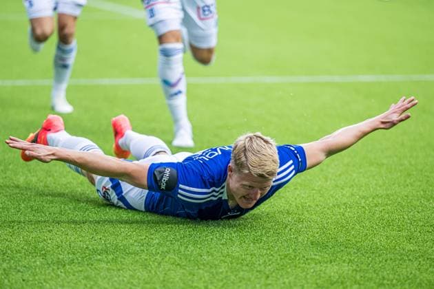 240808 Kristian Eriksen of Molde celebrates after scoring the 1-0 goal during the UEFA Europa League qualification match between Molde and Cercle Brugge on August 8, 2024 in Molde. Photo: Marius Simensen BILDBYRAN COP 238 bbeng cercle brugge football fotball fotboll grappa33 jubel molde uefa europa league Copyright: MARIUSxSIMENSEN BB240808ZK123